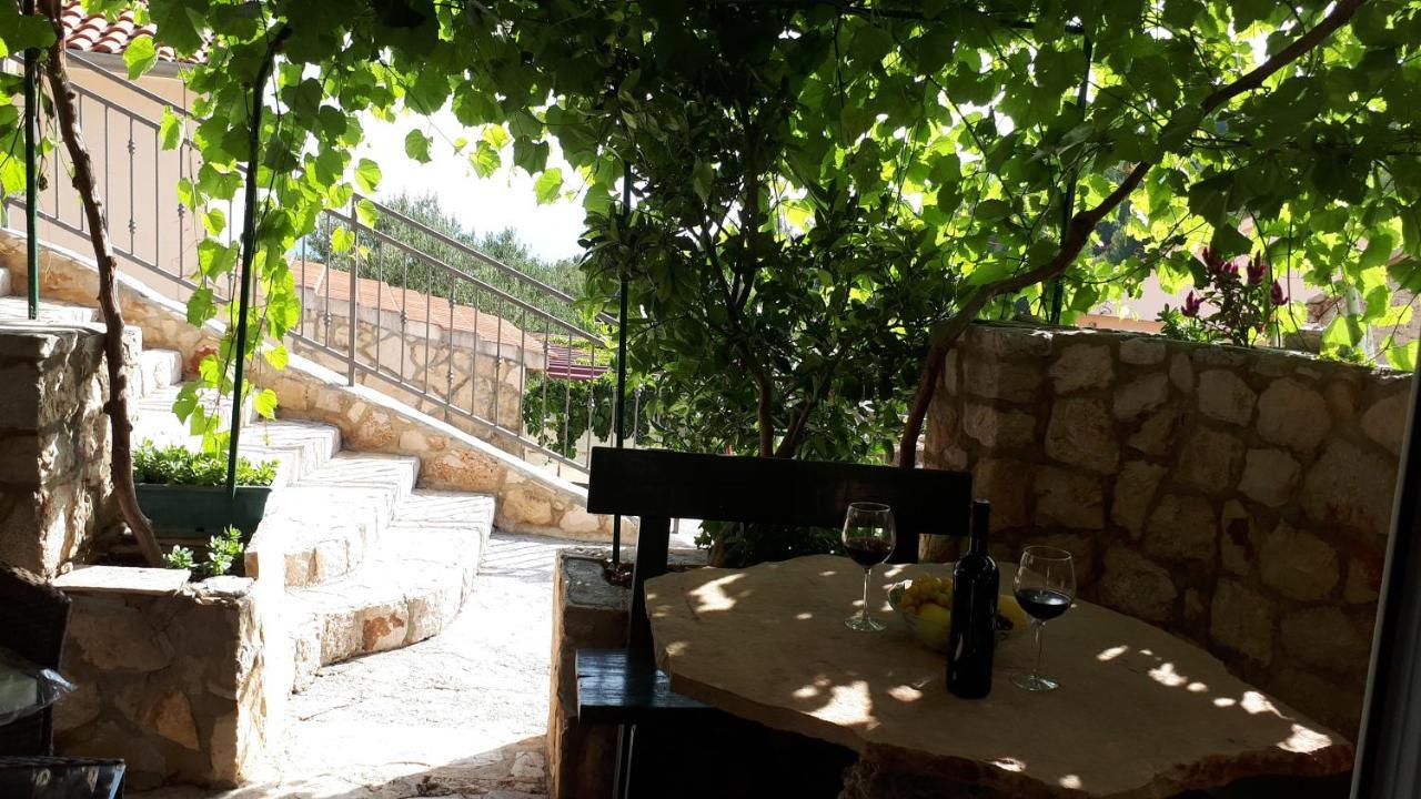 Apartments With A Parking Space Ivan Dolac, Hvar - 8753 Luaran gambar